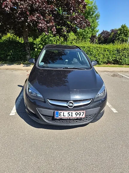 Opel Astra 2015 photo 4