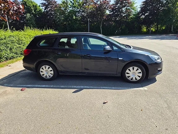 Opel Astra 2015 photo 5