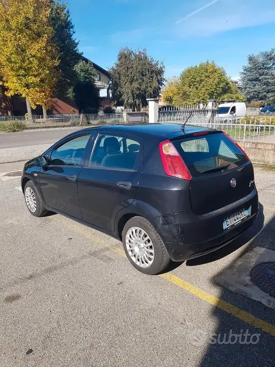 Fiat Grande Punto 2013 photo 5