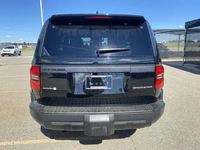 Toyota Land Cruiser 2024 photo 5