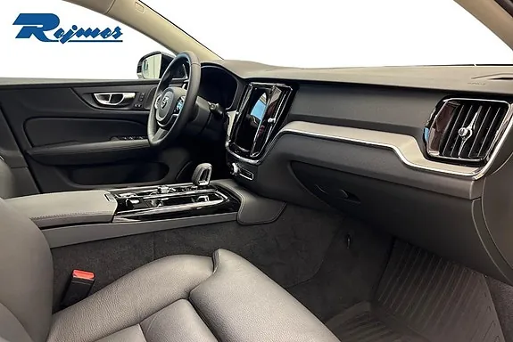 Volvo V60 2025 photo 5