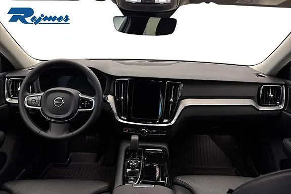 Volvo V60 2025 photo 2