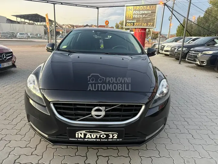 Volvo V40 2012 photo 3