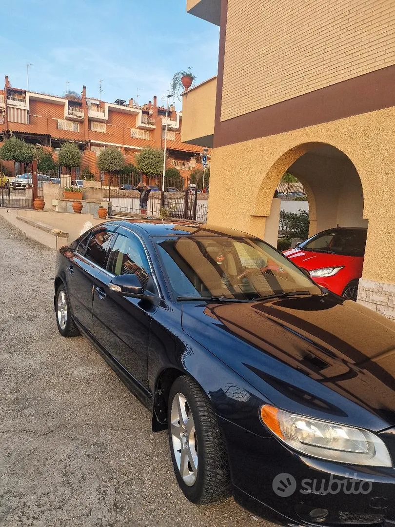Volvo S80