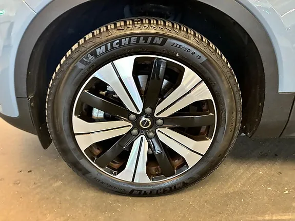 Volvo Xc40 2023 photo 5