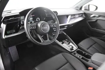 Audi A3 2024 photo 2