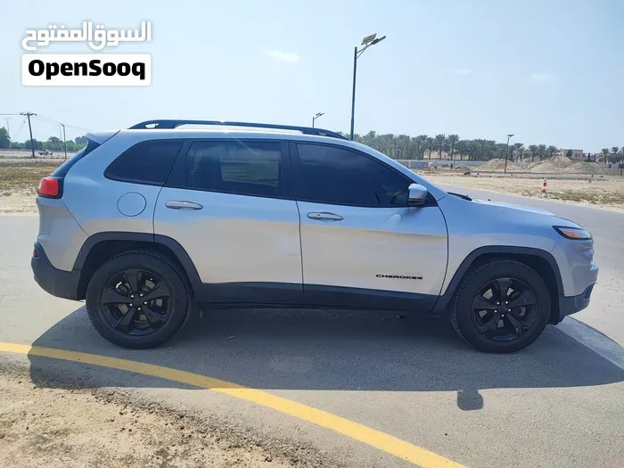 Jeep Cherokee 2017 photo 3