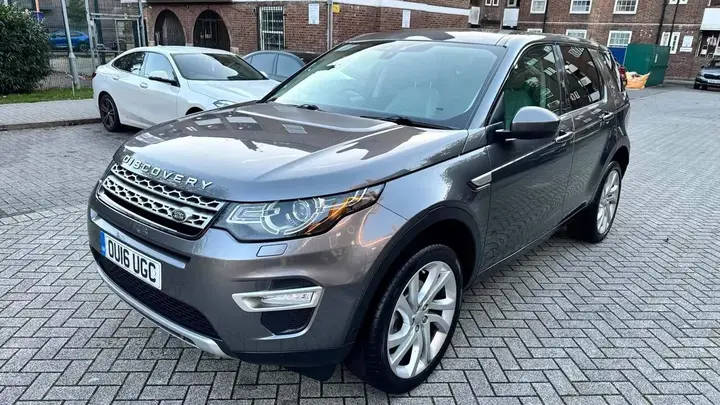 Land Rover Discovery Sport 2016 photo 3