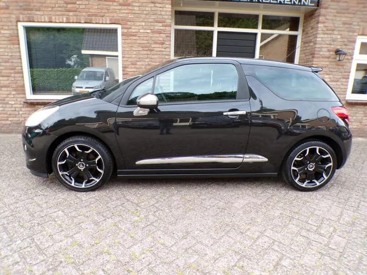 Citroen Ds3 2011 photo 2