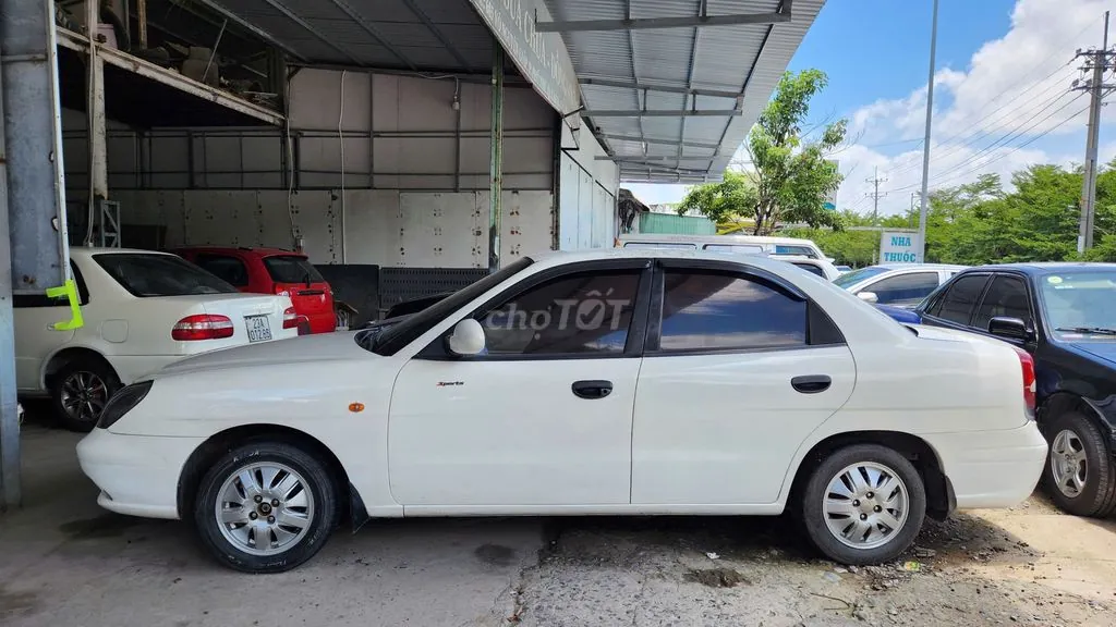 Daewoo Nubira 2000 photo 3
