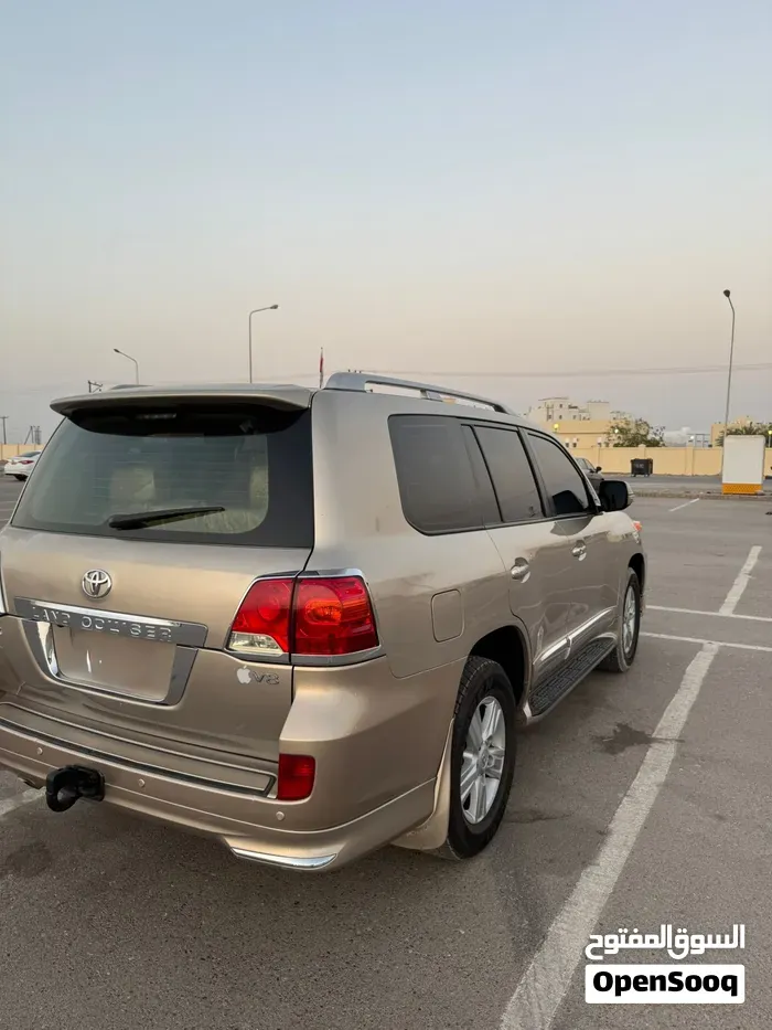 Toyota Land Cruiser 2013 photo 4