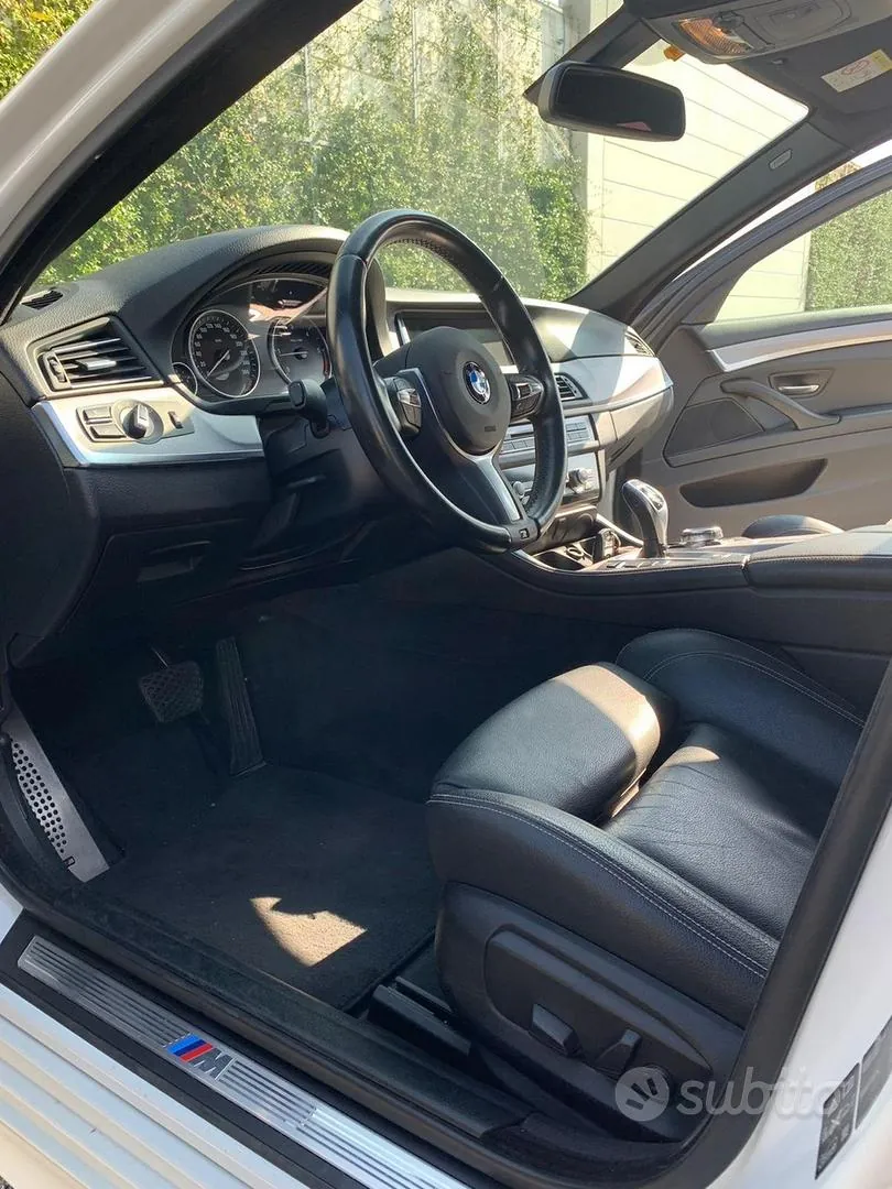 BMW 5 Series 2015 photo 2