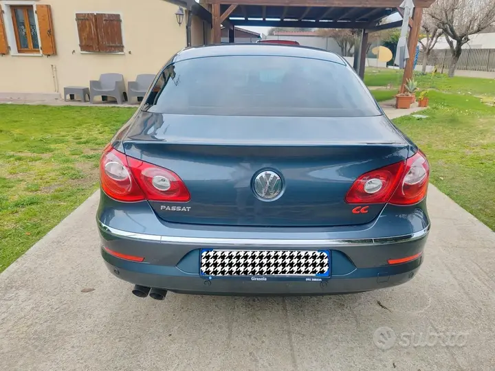 Volkswagen Passat 2009 photo 3