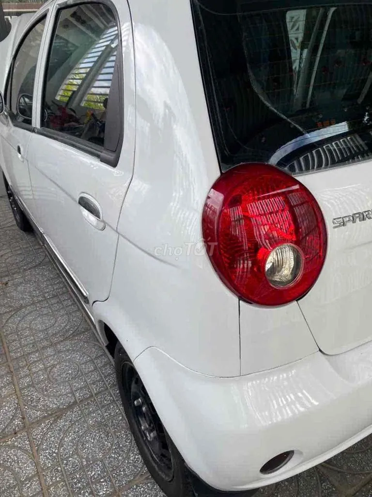 Chevrolet Spark 2011 photo 3