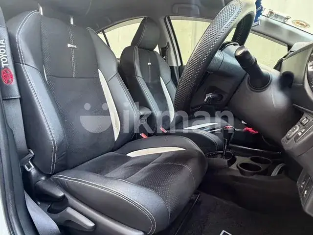 Toyota Aqua 2015 photo 5