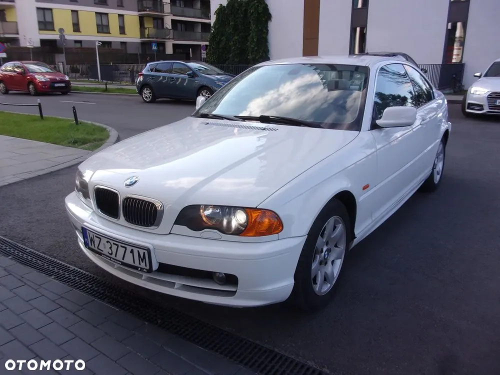 BMW 320 Ci 2000 photo 2
