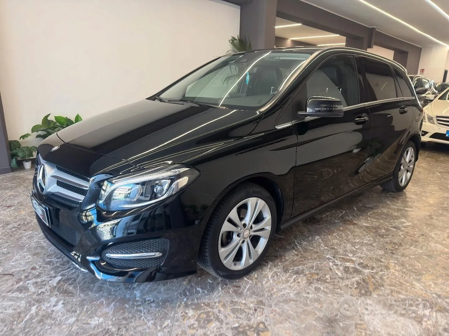 Mercedes-Benz B-Class 2016 photo 4
