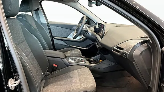 BMW 1 Series 2026 photo 3