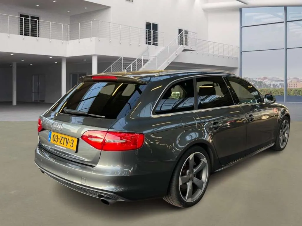 Audi A4 Avant 2013 photo 3