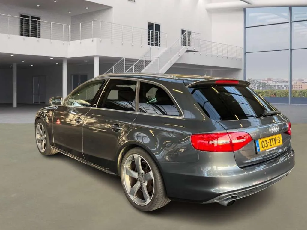 Audi A4 Avant 2013 photo 4
