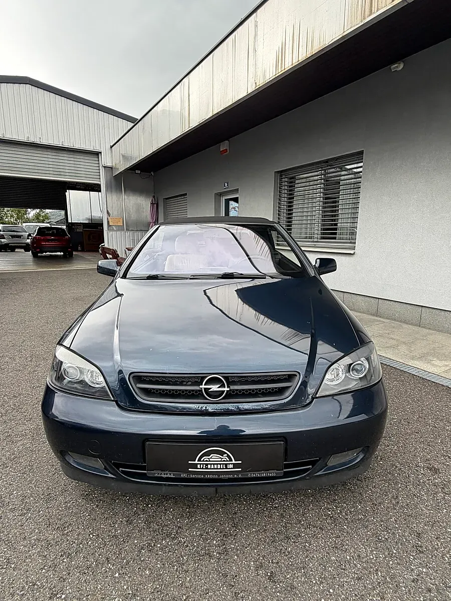 Opel Astra 2002 photo 2