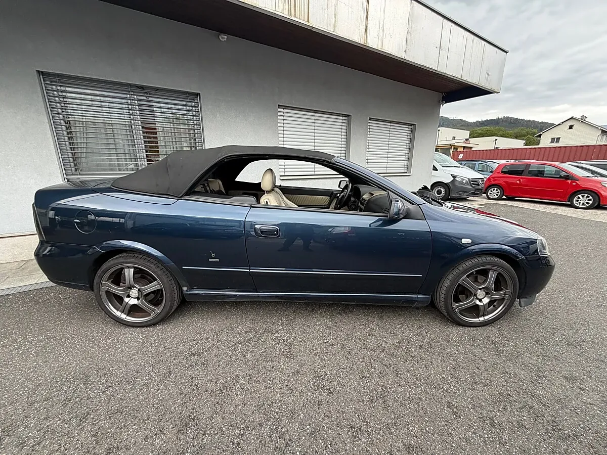 Opel Astra 2002 photo 3