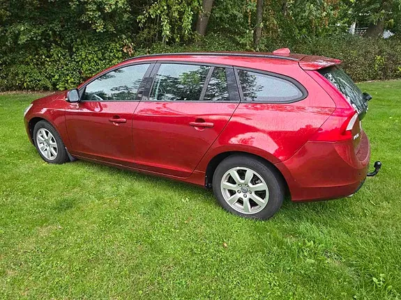 Volvo V60 2012 photo 4