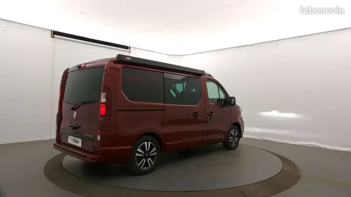 Renault Trafic 2022 photo 2