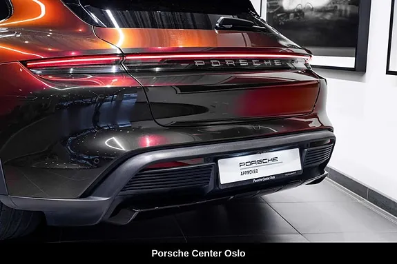 Porsche Taycan 2023 photo 4