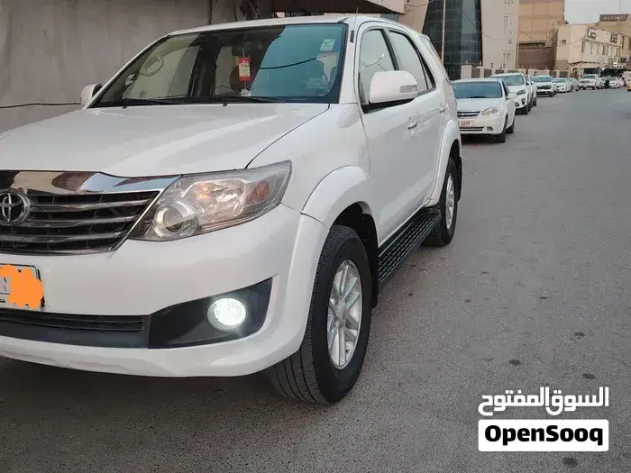 Toyota Fortuner 2014 photo 4