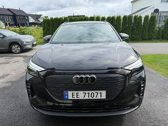 Audi Q4 E-Tron 2023 photo 4