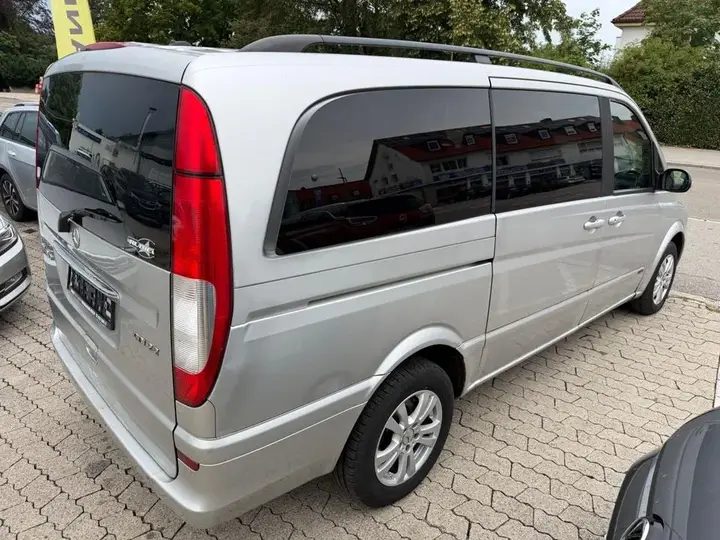 Mercedes-Benz Viano