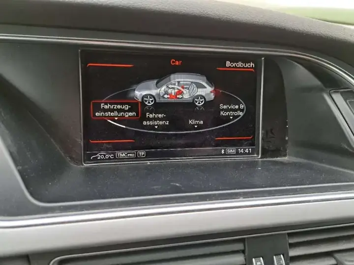 Audi A4 2015 photo 3