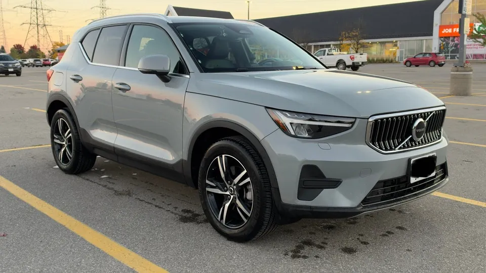 Volvo Xc40 2025 photo 3