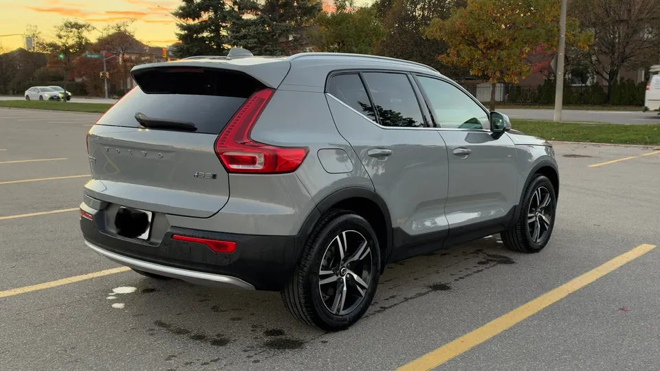 Volvo Xc40 2025 photo 4