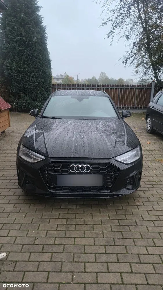 Audi A4 Avant 2023 photo 3