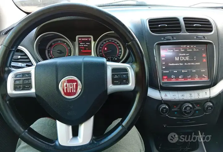 Fiat Freemont 2012 photo 5