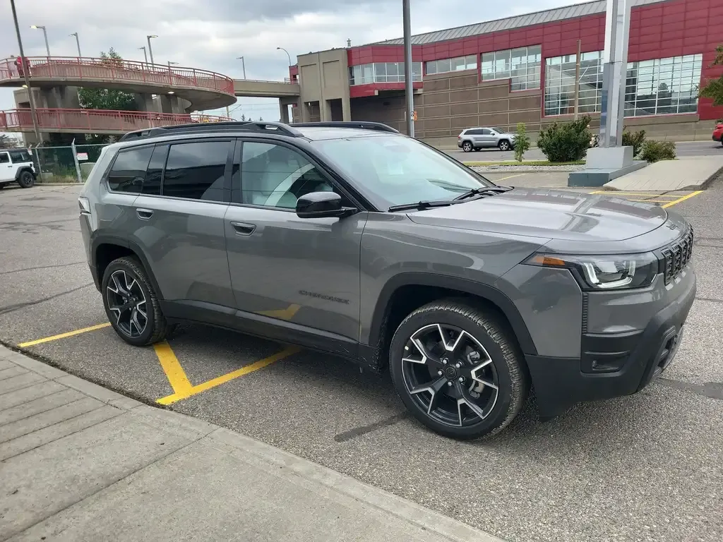 Jeep Cherokee 2026 photo 5