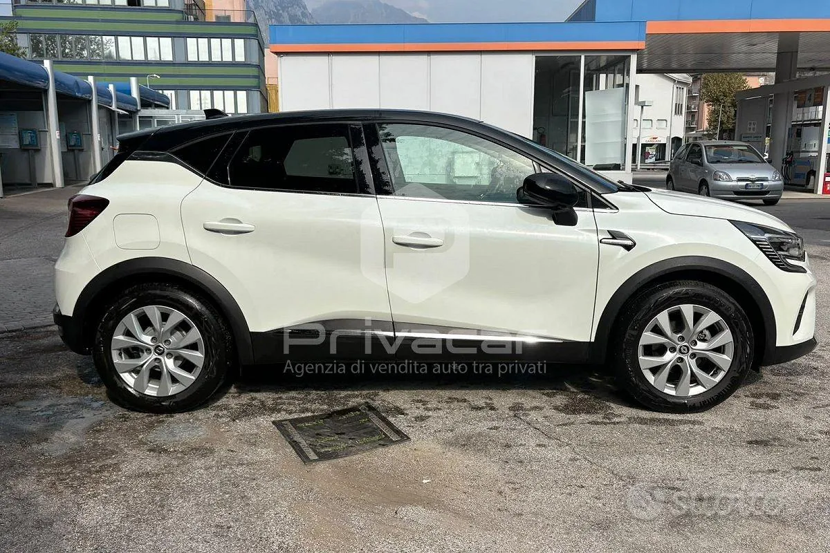 Renault Captur 2022 photo 4