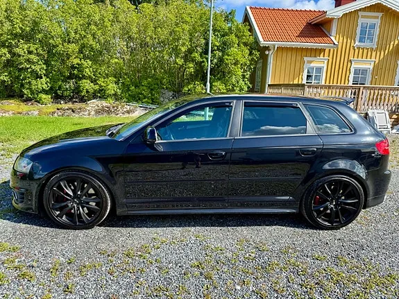 Audi S3 2009 photo 3