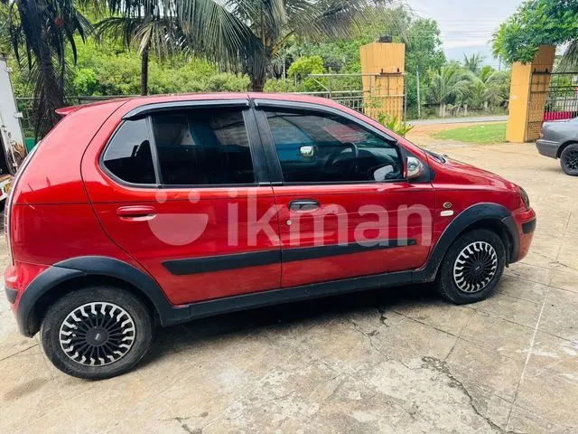 Tata Indica 2005 photo 2