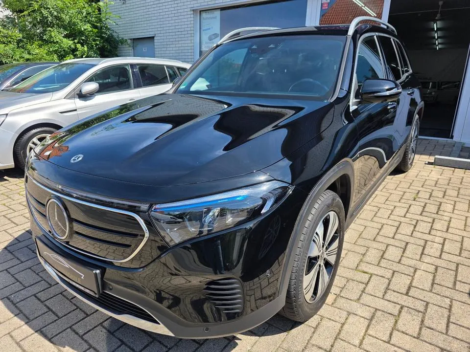 Mercedes-Benz Eqb 300