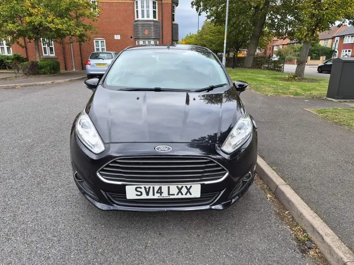 Ford Fiesta 2014 photo 3