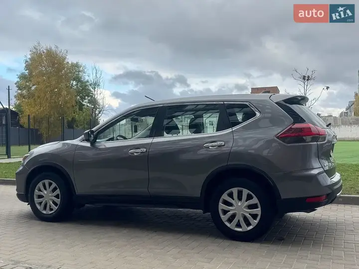 Nissan Rogue 2018 photo 4