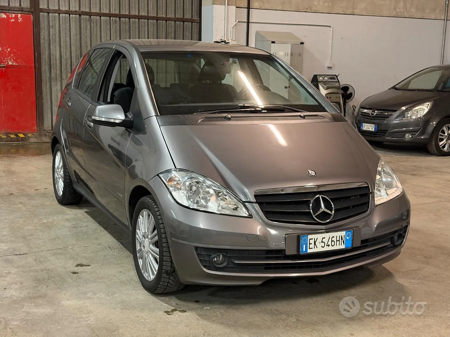 Mercedes-Benz A 160 2011 photo 4