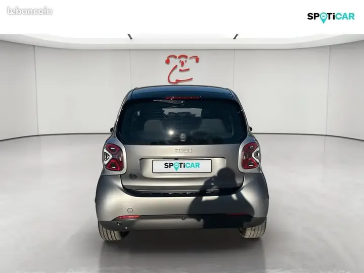 Smart Fortwo 2022 photo 4