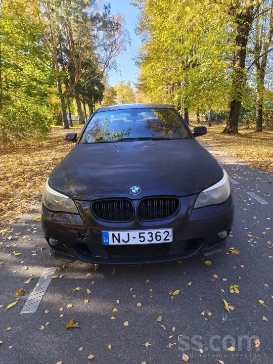 BMW 530