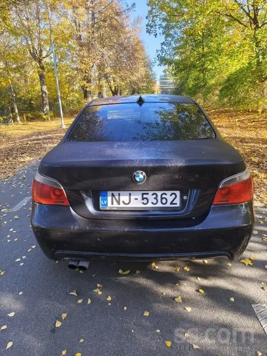 BMW 530 2006 photo 2