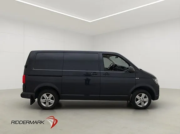 Volkswagen Transporter 2019 photo 2