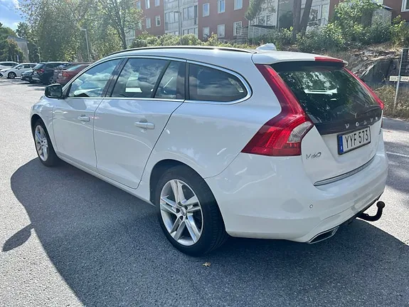 Volvo V60 2018 photo 5